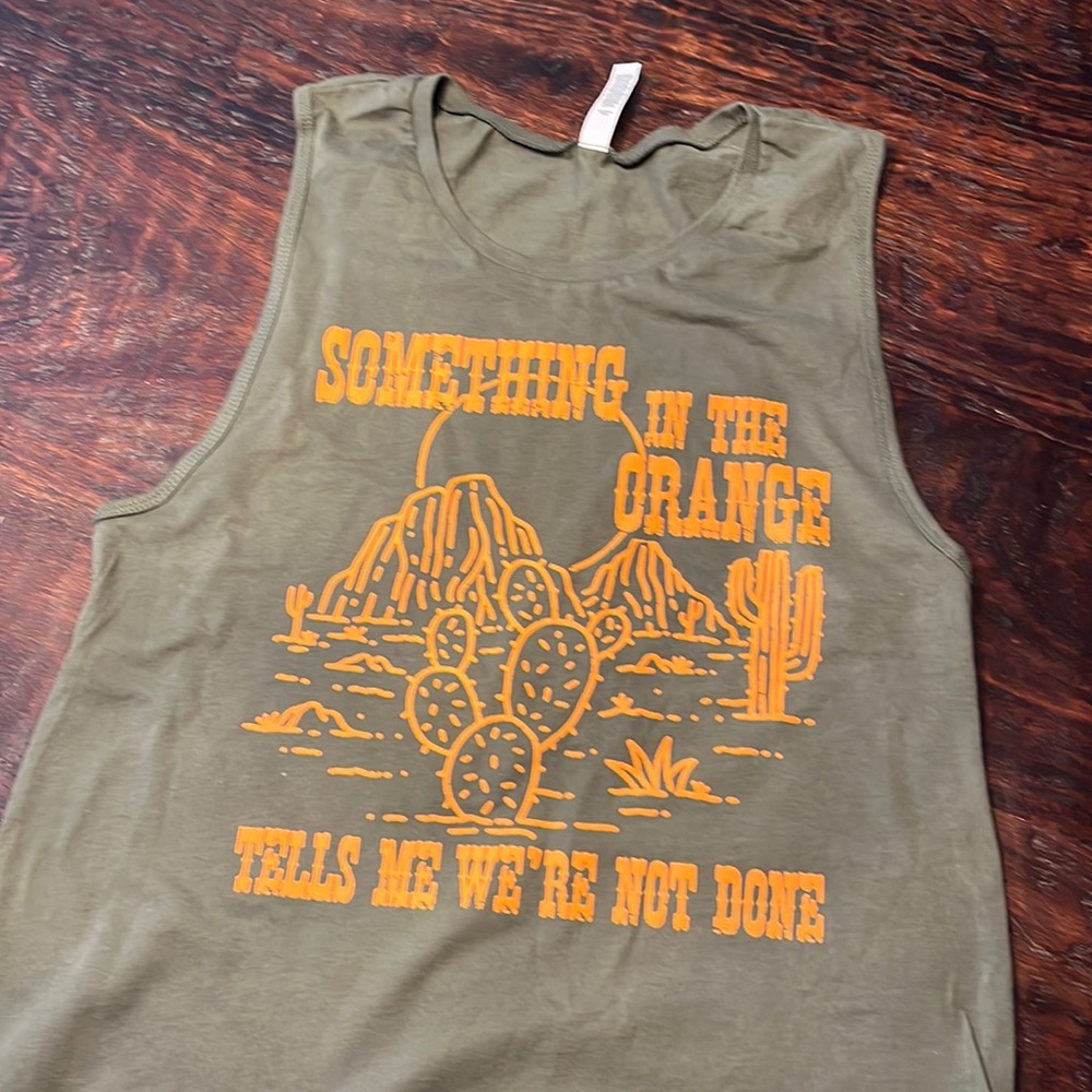 Graphic Tank new condition